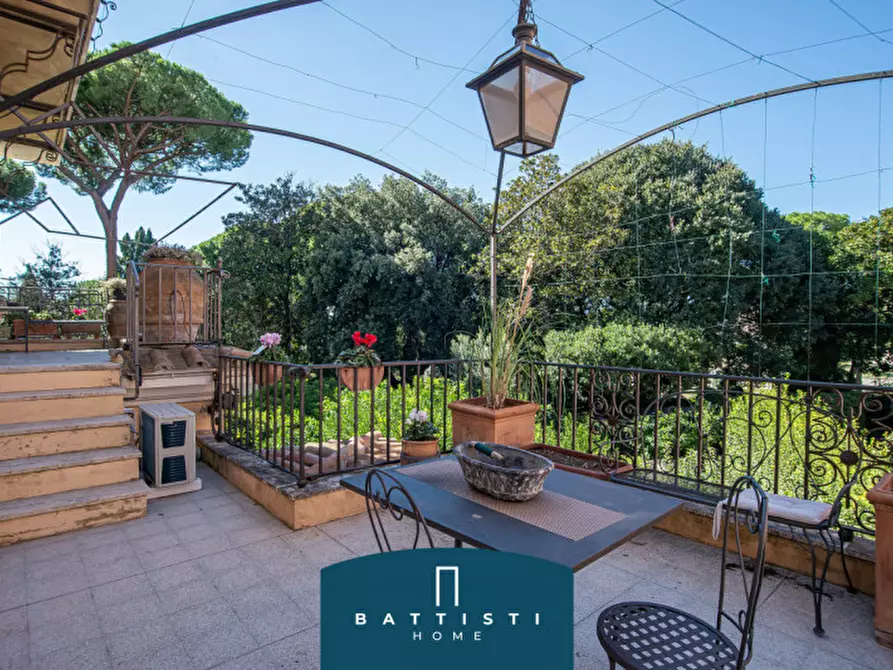 Immagine 2 di Attico in affitto  in Via di San Teodoro a Roma