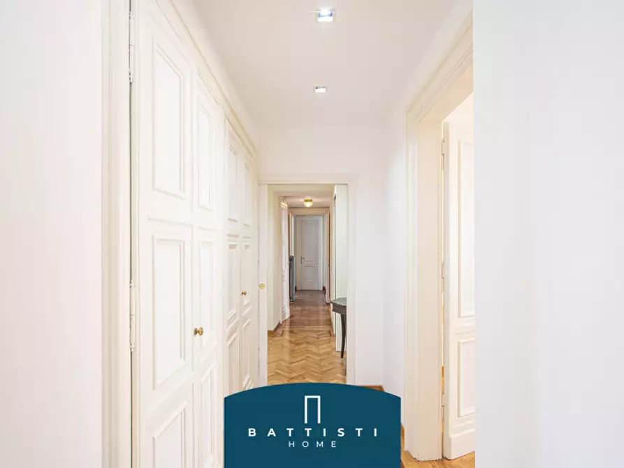 Immagine 32 di Attico in affitto  in Via di San Teodoro a Roma