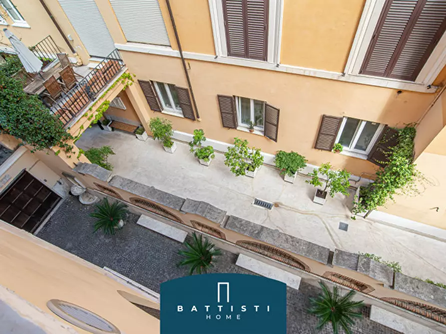 Immagine 37 di Attico in affitto  in Via di San Teodoro a Roma