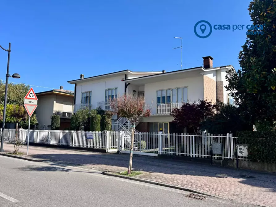 Immagine 1 di Casa indipendente in vendita  in Via Caduti del Lavoro 24 a Lendinara