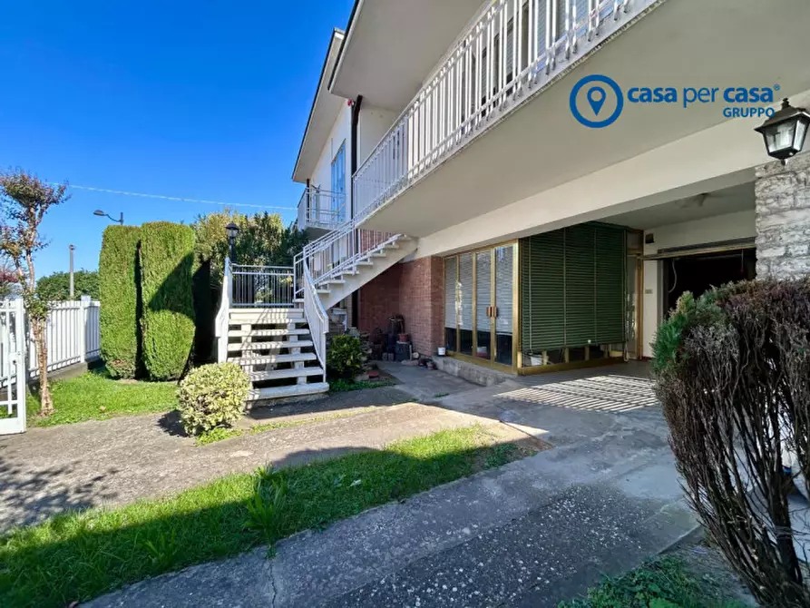 Immagine 2 di Casa indipendente in vendita  in Via Caduti del Lavoro 24 a Lendinara
