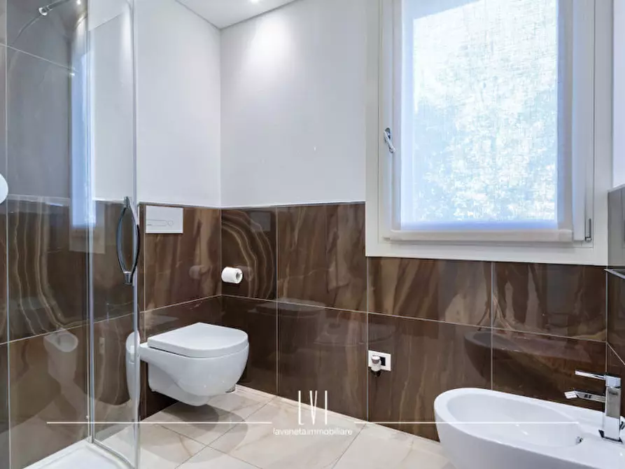 Immagine 22 di Villa in vendita  in via Bosco 2 a Noventa Di Piave