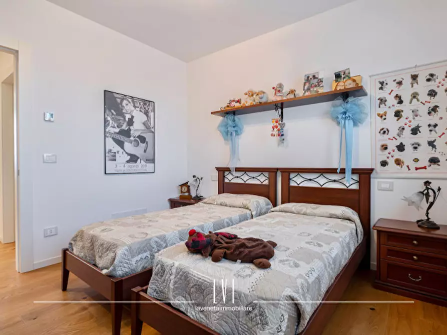 Immagine 31 di Villa in vendita  in via Bosco 2 a Noventa Di Piave