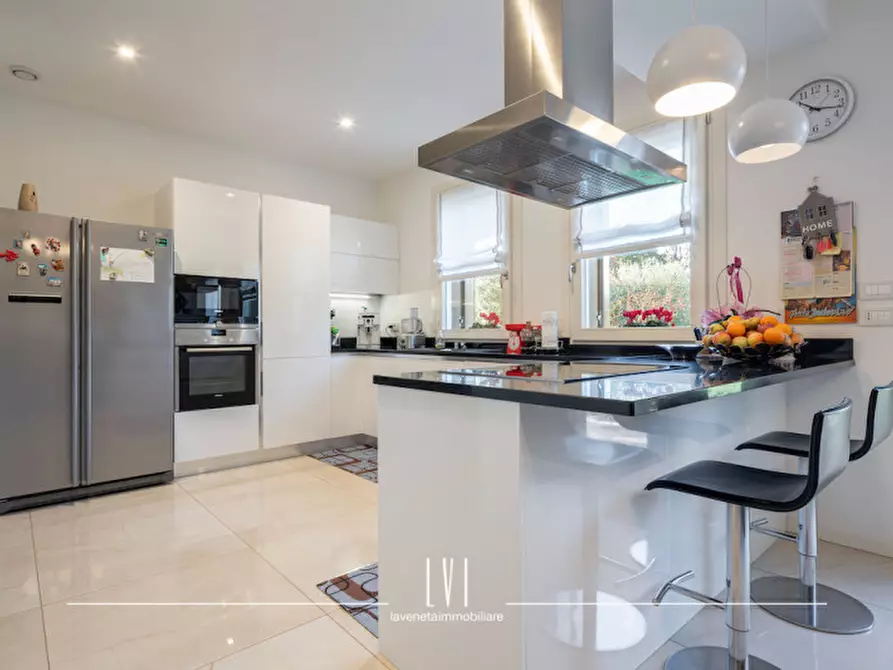 Immagine 38 di Villa in vendita  in via Bosco 2 a Noventa Di Piave