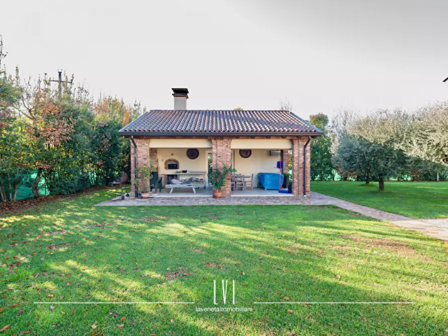 Immagine 46 di Villa in vendita  in via Bosco 2 a Noventa Di Piave
