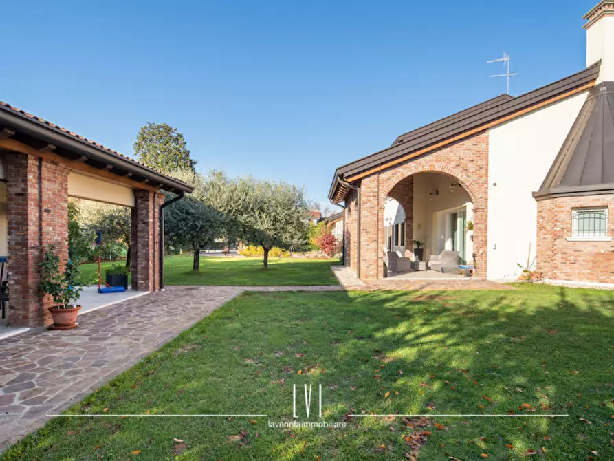 Immagine 48 di Villa in vendita  in via Bosco 2 a Noventa Di Piave