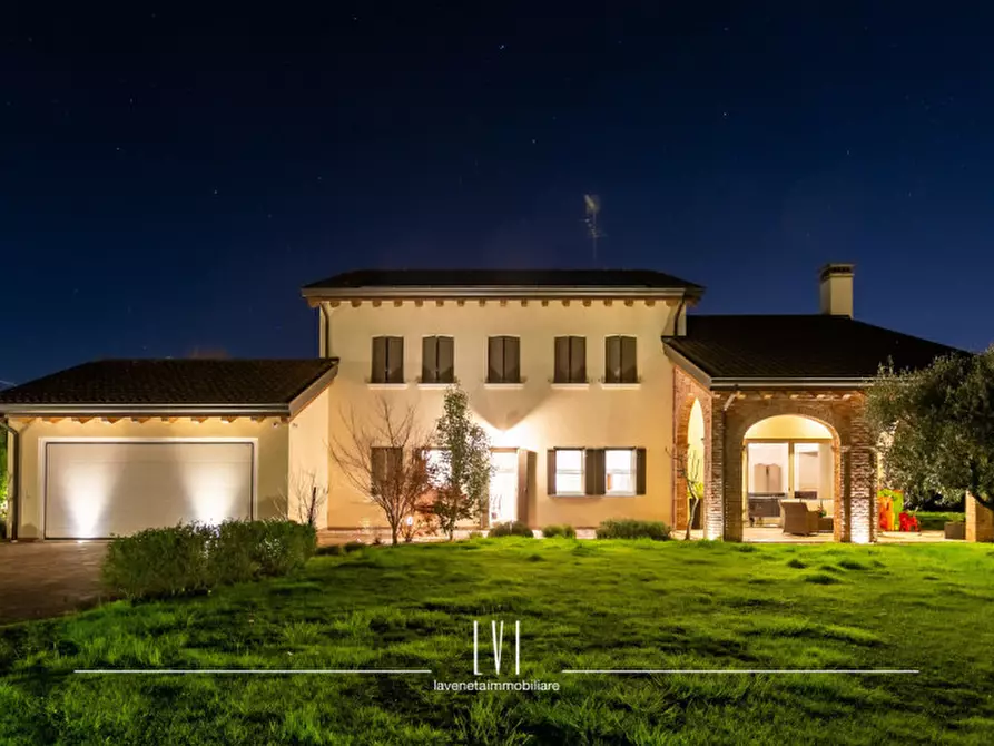 Immagine 56 di Villa in vendita  in via Bosco 2 a Noventa Di Piave