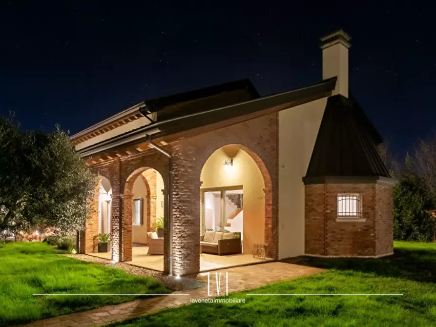 Immagine 57 di Villa in vendita  in via Bosco 2 a Noventa Di Piave