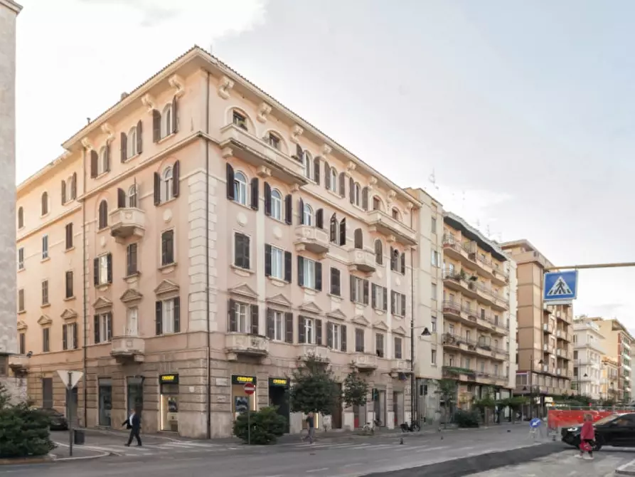 Immagine 1 di Appartamento in vendita  in CORSO VITTORIO EMANUELE II a Pescara