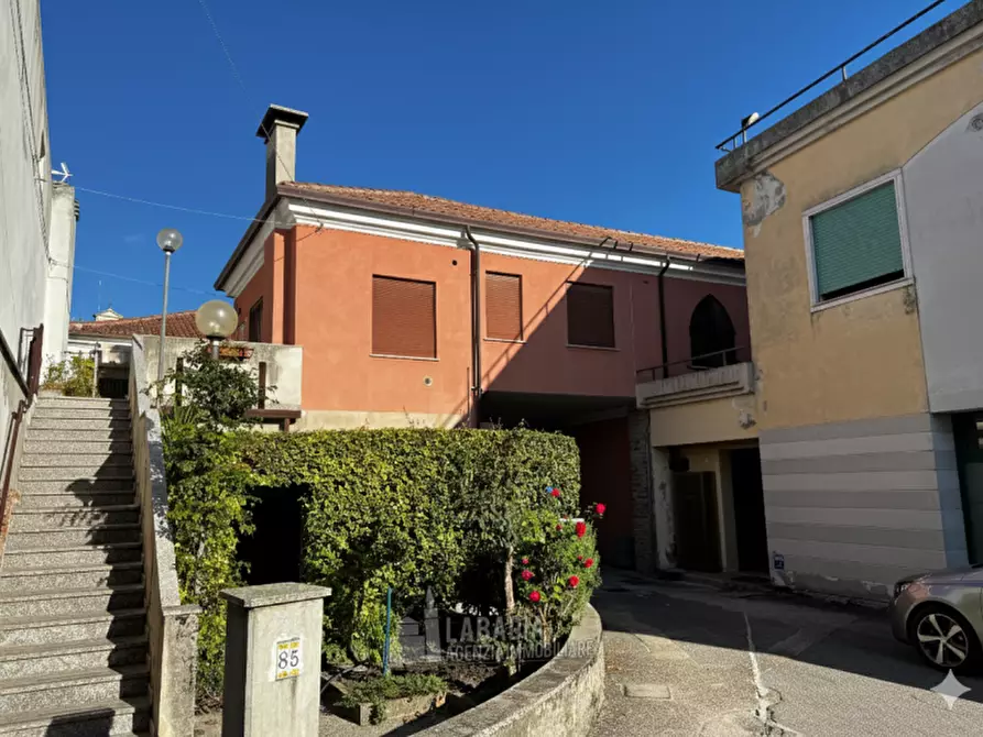 Immagine 2 di Appartamento in affitto  in Via Gustavo Resemini 125 - 89 a Trecenta