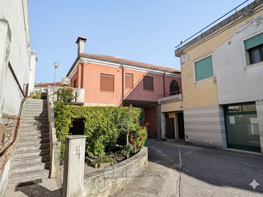 Immagine 7 di Appartamento in affitto  in Via Gustavo Resemini 125 - 89 a Trecenta