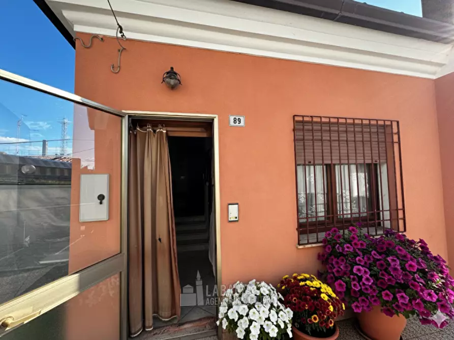 Immagine 12 di Appartamento in vendita  in Via Gustavo Resemini 125 - 89 a Trecenta