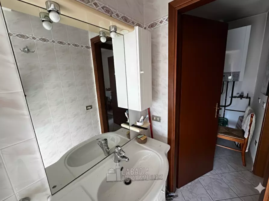 Immagine 16 di Appartamento in vendita  in Via Gustavo Resemini 125 - 89 a Trecenta