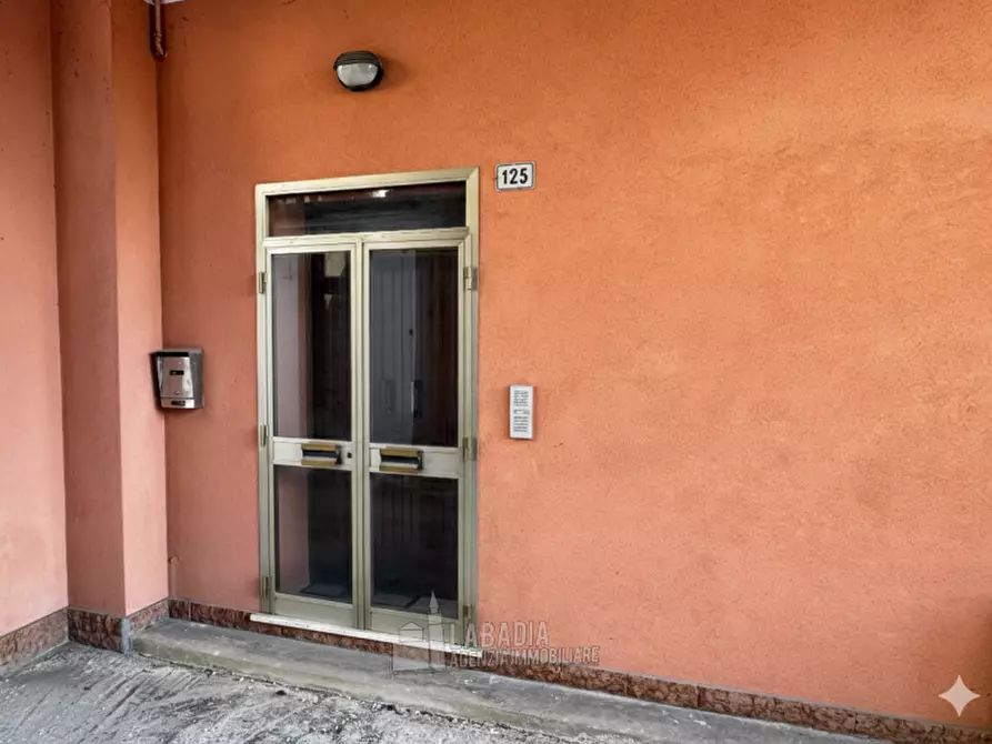 Immagine 19 di Appartamento in affitto  in Via Gustavo Resemini 125 - 89 a Trecenta
