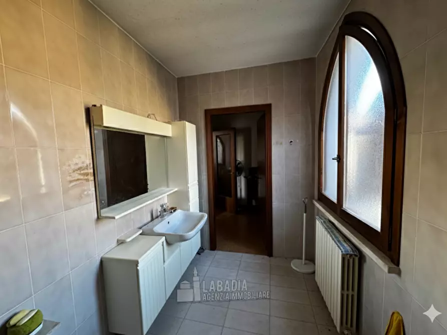 Immagine 30 di Appartamento in affitto  in Via Gustavo Resemini 125 - 89 a Trecenta