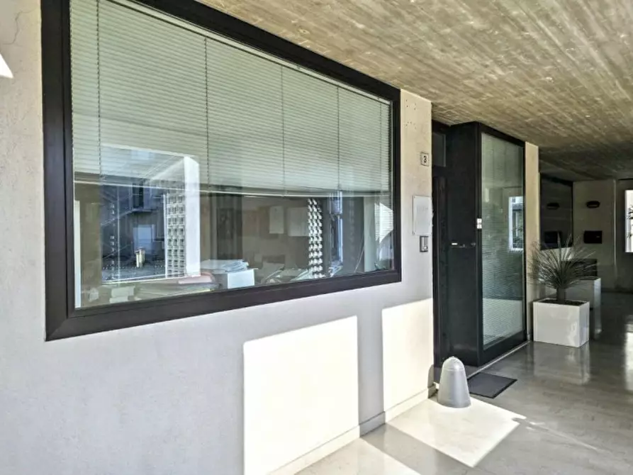 Immagine 4 di Ufficio in vendita  in Via Asilo Bonazzi, 3, 36071 Arzignano VI, Italia a Arzignano