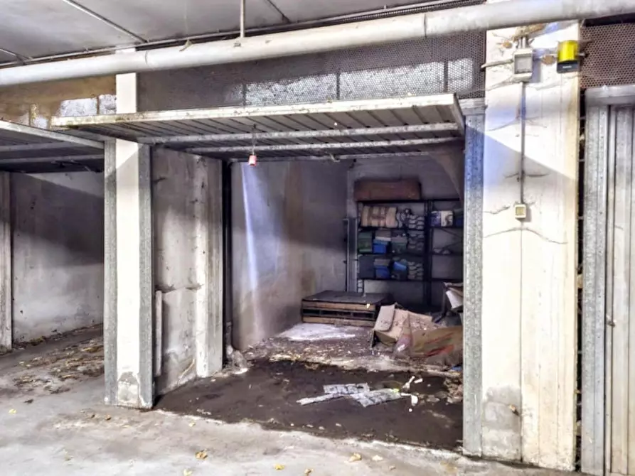 Immagine 14 di Ufficio in vendita  in Via Asilo Bonazzi, 3, 36071 Arzignano VI, Italia a Arzignano