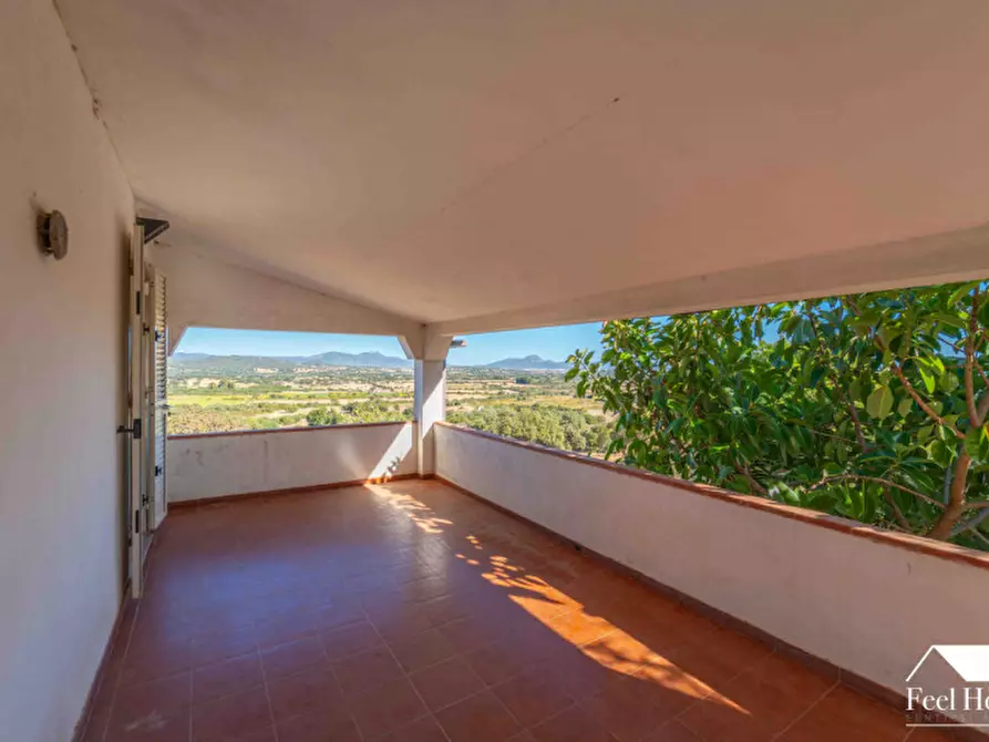 Immagine 17 di Villa in vendita  a Olbia