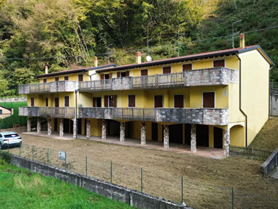 Immagine 6 di Villetta a schiera in vendita  in Via Don Giuseppe Padovani a Selva Di Progno
