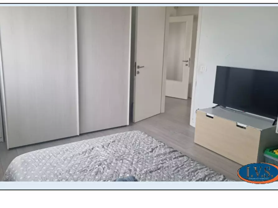 Immagine 14 di Appartamento in vendita  in Piazza Umberto I N. 23 a Camisano Vicentino