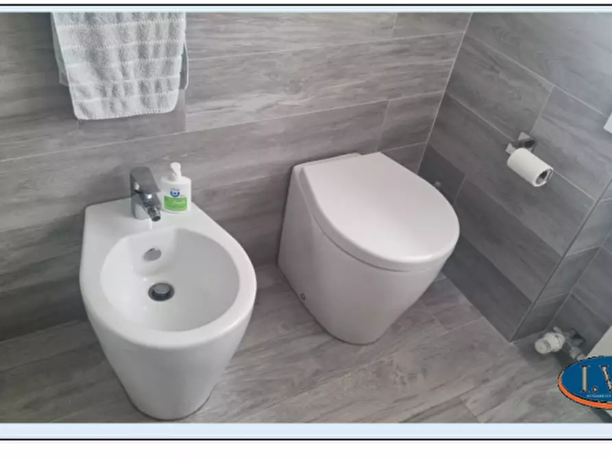 Immagine 19 di Appartamento in vendita  in Piazza Umberto I N. 23 a Camisano Vicentino