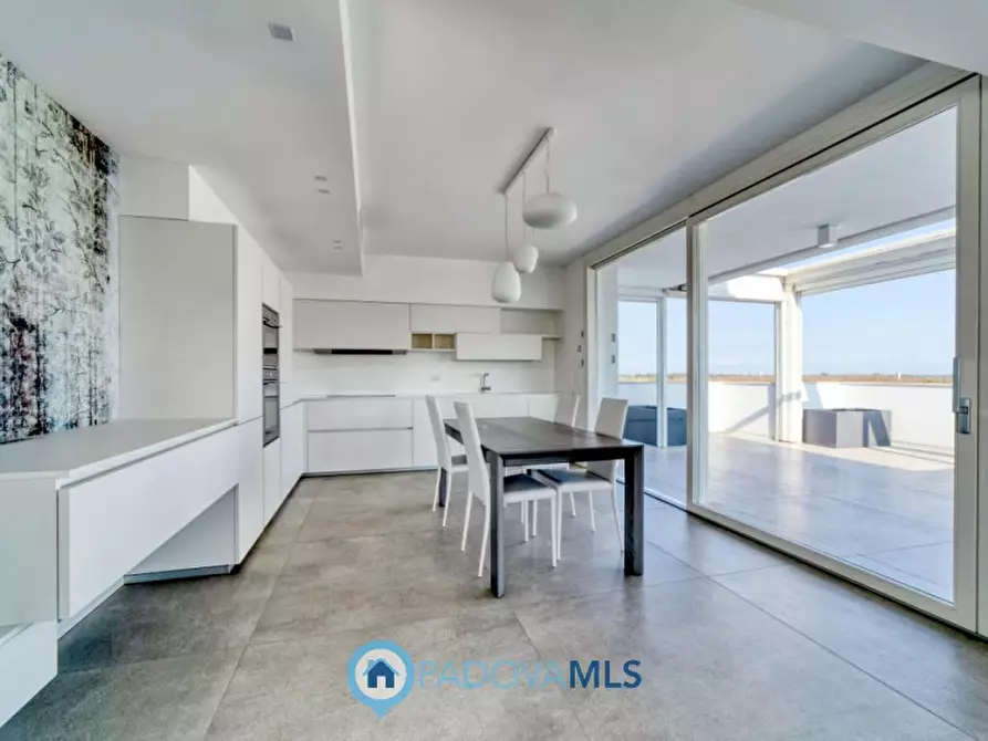 Immagine 8 di Attico in vendita  in Via Armando Diaz a Vigonza