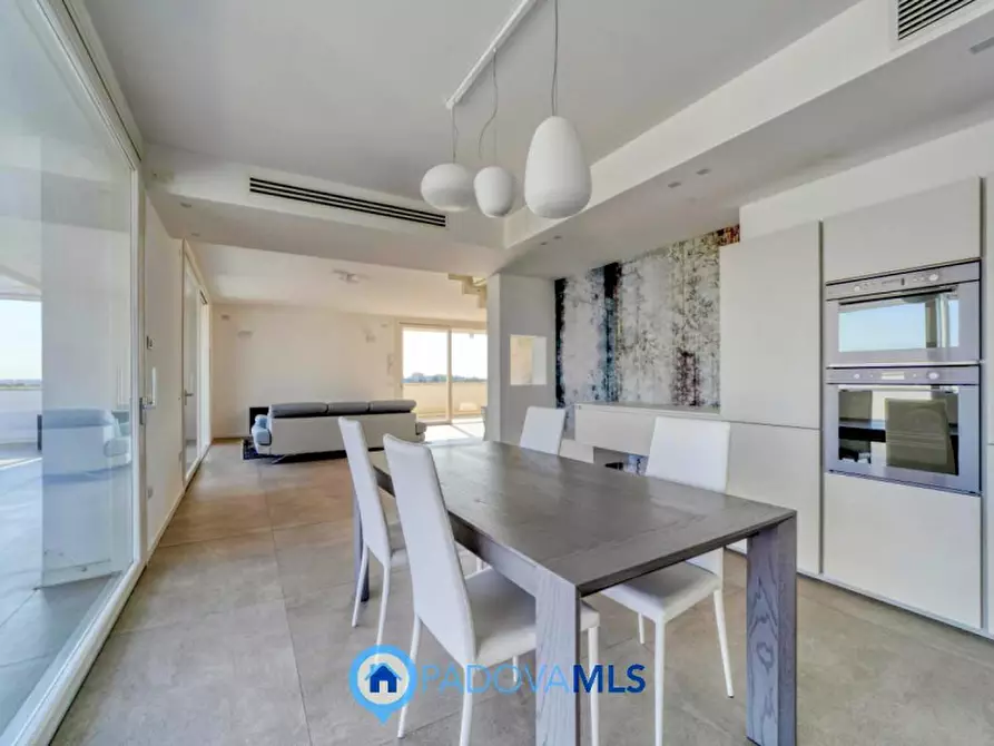 Immagine 10 di Attico in vendita  in Via Armando Diaz a Vigonza