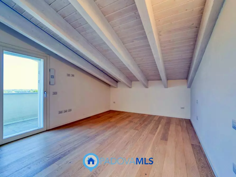 Immagine 22 di Attico in vendita  in Via Armando Diaz a Vigonza