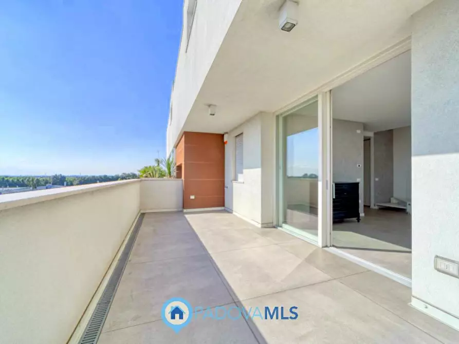 Immagine 38 di Attico in vendita  in Via Armando Diaz a Vigonza