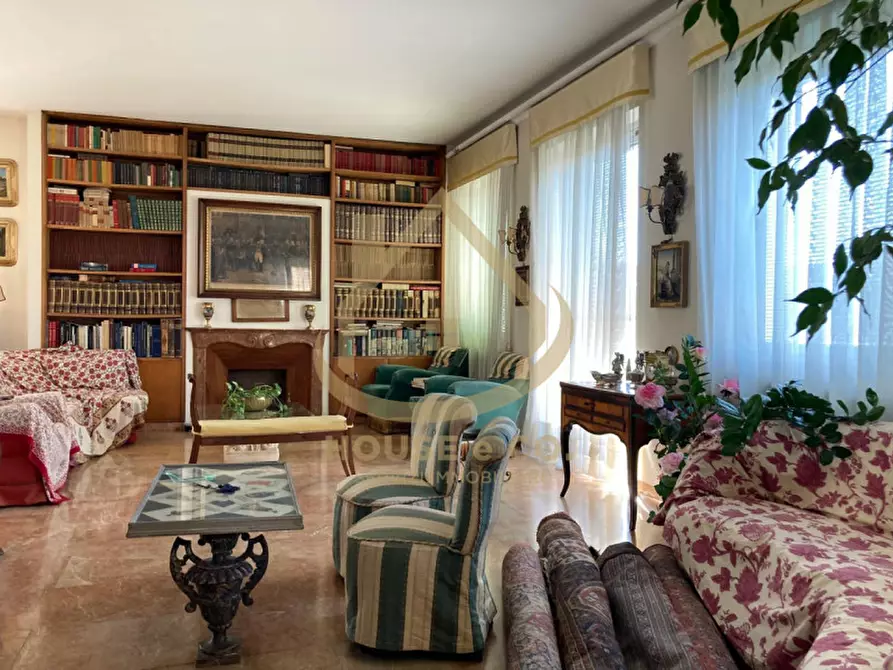 Immagine 10 di Appartamento in affitto  in Via Cairoli a Vigevano