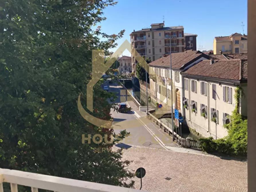 Immagine 67 di Appartamento in affitto  in Via Cairoli a Vigevano