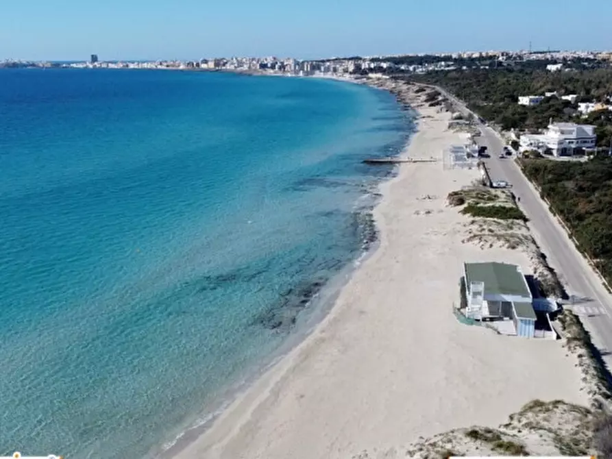 Immagine 10 di Appartamento in vendita  in Via Salento a Gallipoli