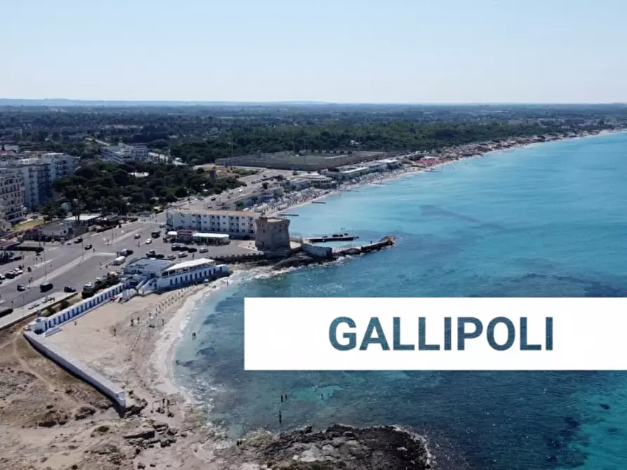 Immagine 11 di Appartamento in vendita  in Via Salento a Gallipoli