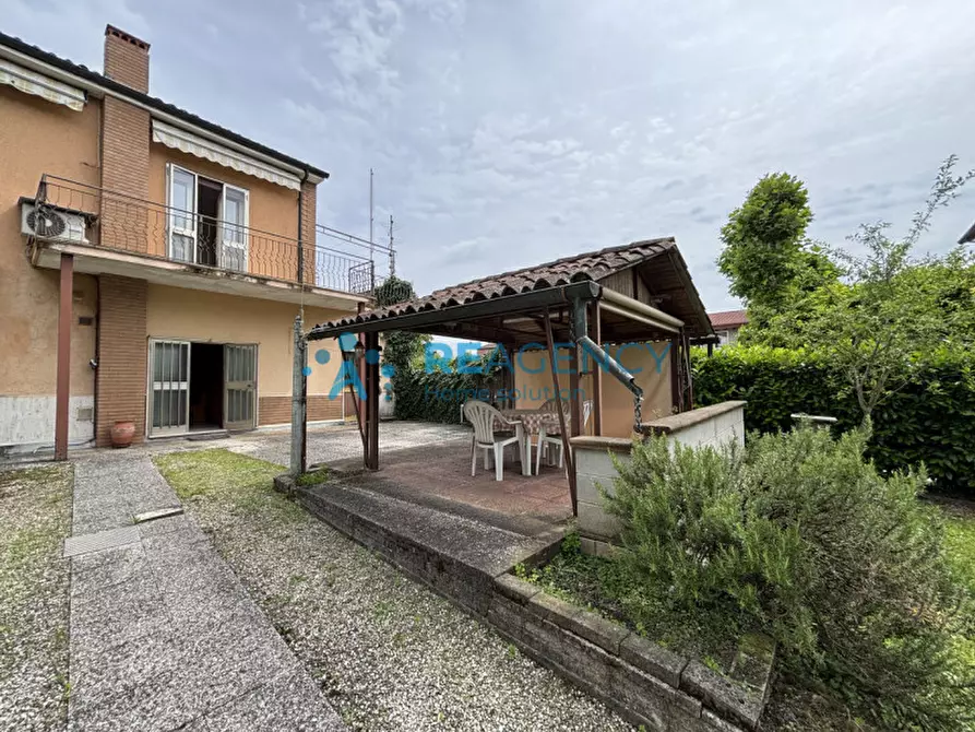 Immagine 10 di Casa indipendente in vendita  in Strada Biron di Sotto a Vicenza