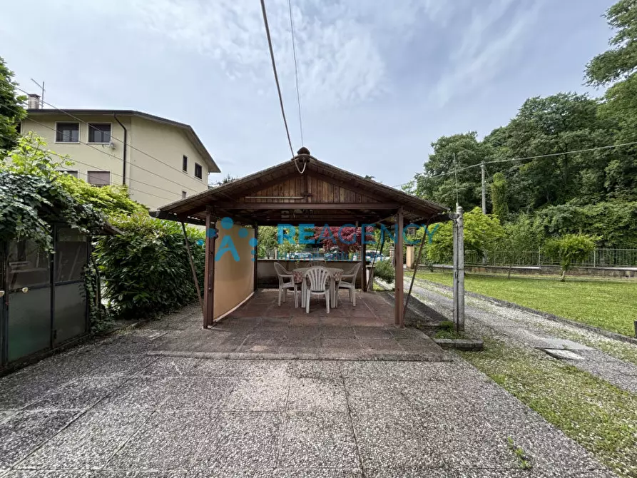 Immagine 10 di Casa indipendente in vendita  in Strada Biron di Sotto a Vicenza