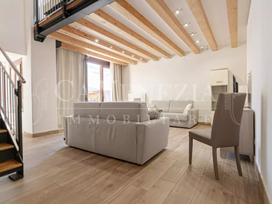 Immagine 4 di Appartamento in vendita  a Venezia