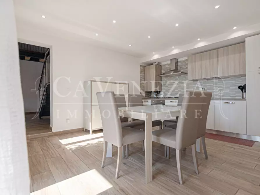 Immagine 7 di Appartamento in vendita  a Venezia