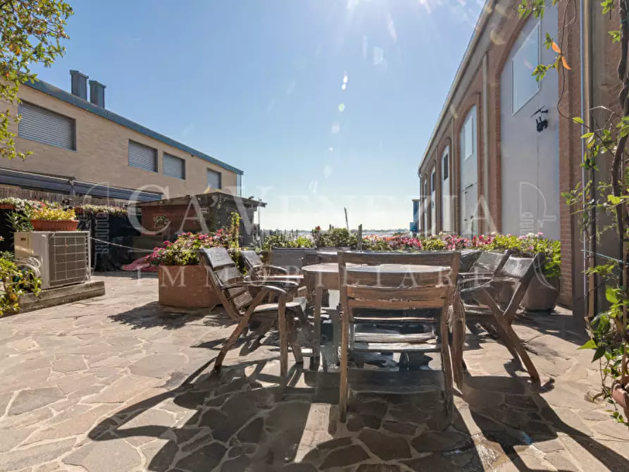 Immagine 9 di Appartamento in vendita  a Venezia