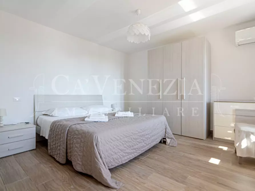 Immagine 13 di Appartamento in vendita  a Venezia