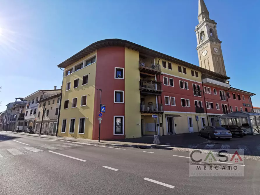 Immagine 15 di Negozio in vendita  in Piazza della Vittoria a Cordenons