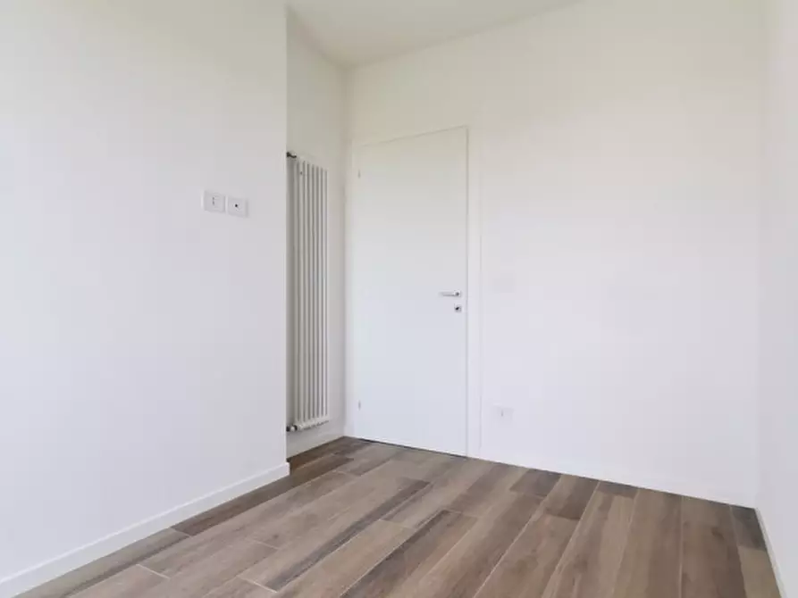 Immagine 9 di Appartamento in vendita  in Via Sclavons a Cordenons