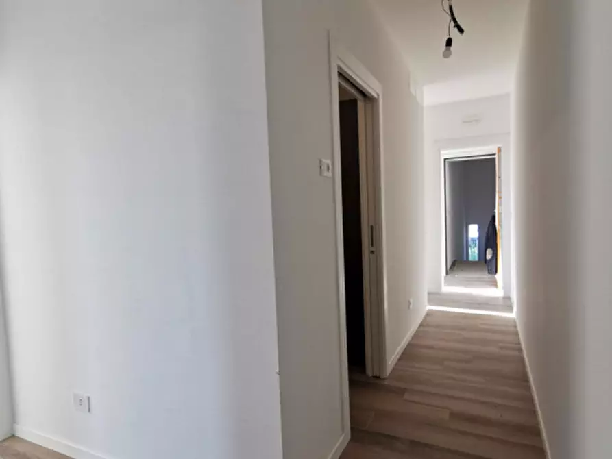 Immagine 12 di Appartamento in vendita  in Via Sclavons a Cordenons
