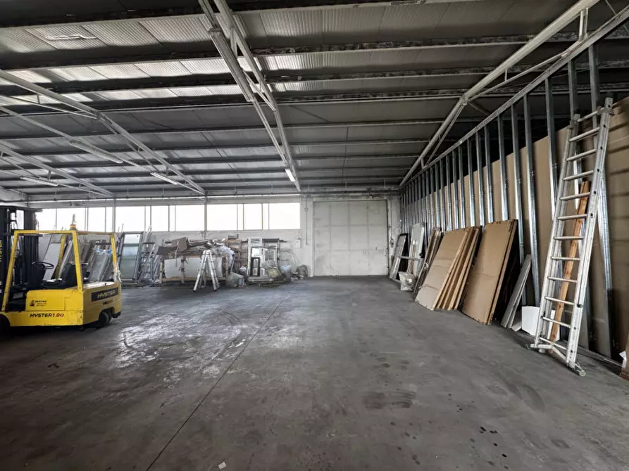 Immagine 2 di Capannone industriale in vendita  in via settepertiche 2 a Masi