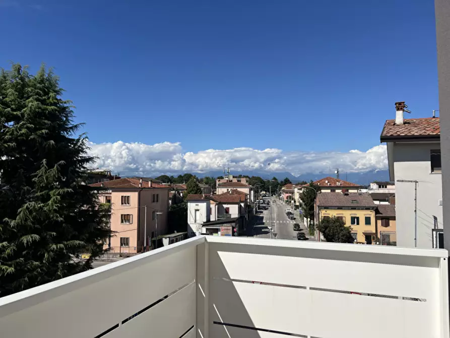 Immagine 8 di Appartamento in affitto  in Via Istria a Vicenza