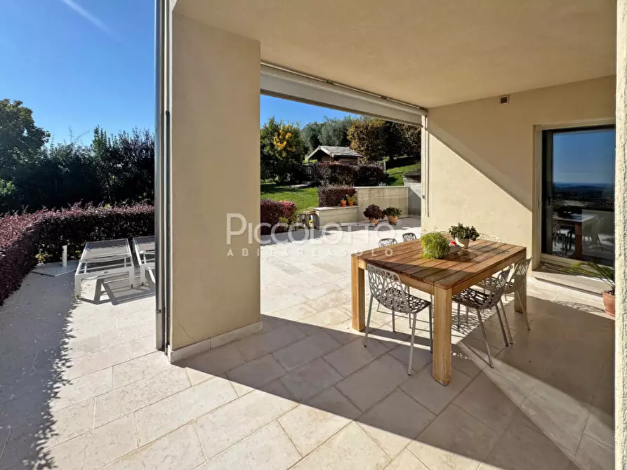 Immagine 7 di Villa in vendita  in via Italo Girardi a Borso Del Grappa