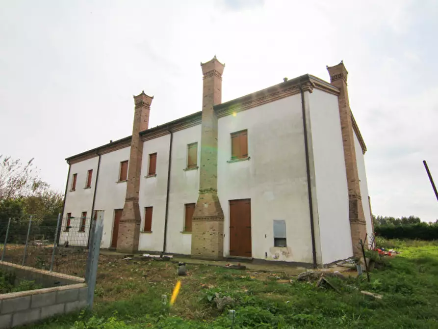 Immagine 4 di Casa bifamiliare in vendita  in Via Brentella a Arzergrande