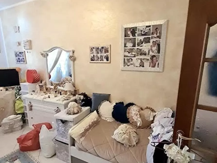 Immagine 8 di Appartamento in vendita  in VIA ROCCAZZO a Palermo