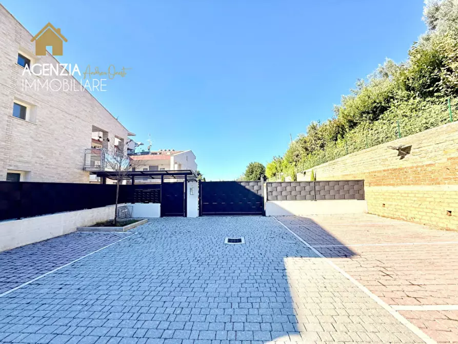 Immagine 11 di Appartamento in vendita  in Via Monte Moricone 11 a Velletri