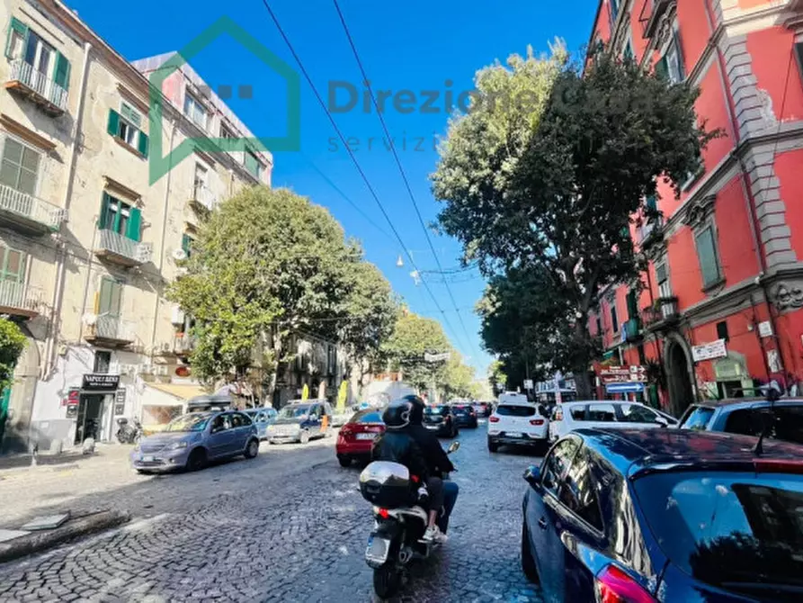 Immagine 1 di Negozio in affitto  in Via Titina de Filippo a Napoli