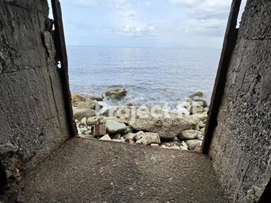 Immagine 8 di Casa indipendente in vendita  a Scilla